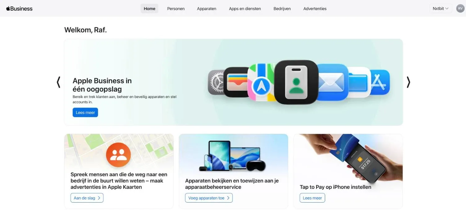 Startscherm van Apple Business met bovenaan de onderdelen Home, Personen, Apparaten, Apps en diensten, Bedrijven en Advertenties